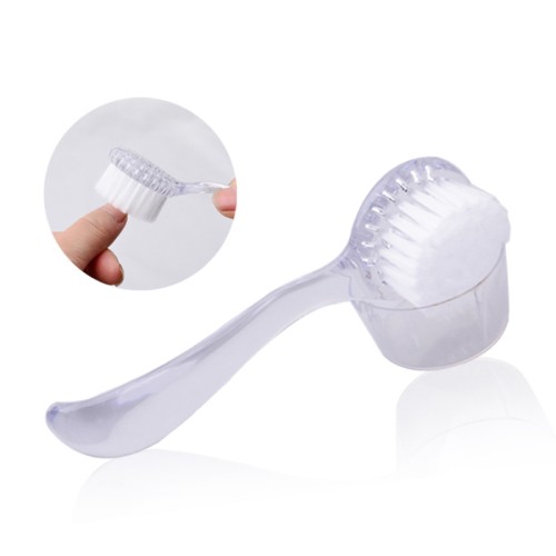 schetka_dlya_ydaleniya_opila_kryglaya_s_ruchkoy_belaya_1_sht-1200x1200